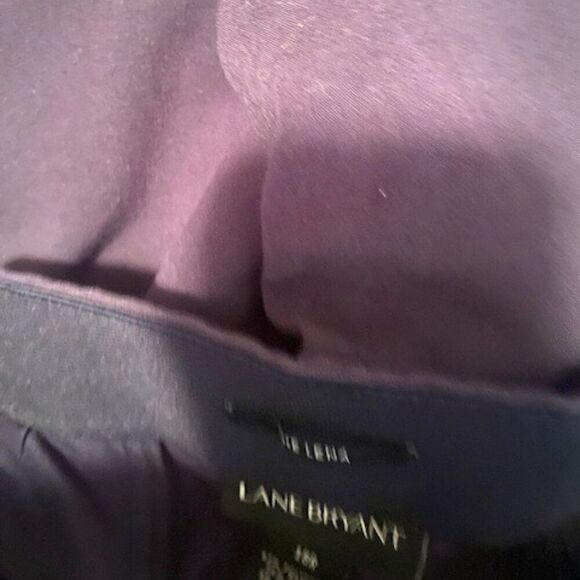 Lane Bryant The Lena Gray Wide leg cuffed trousers, size 20P - Picture 4 of 4